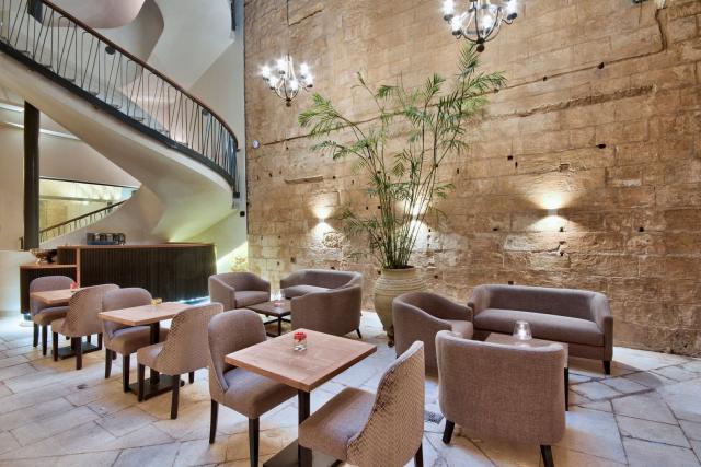 66 Saint Paul's Hotel