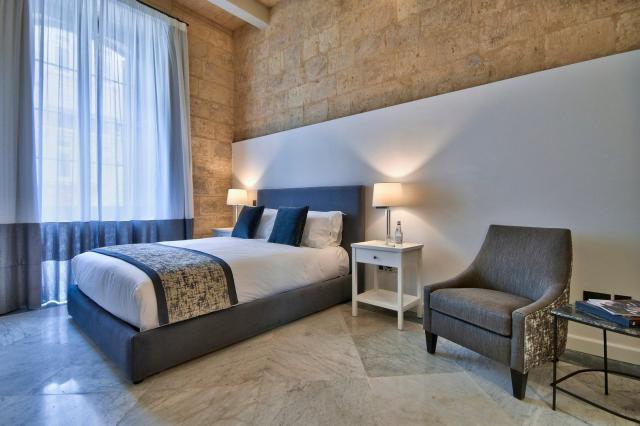 66 Saint Paul's Hotel