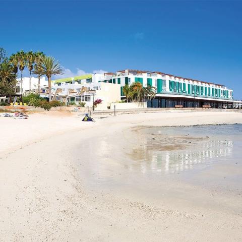 LIVVO Corralejo Beach