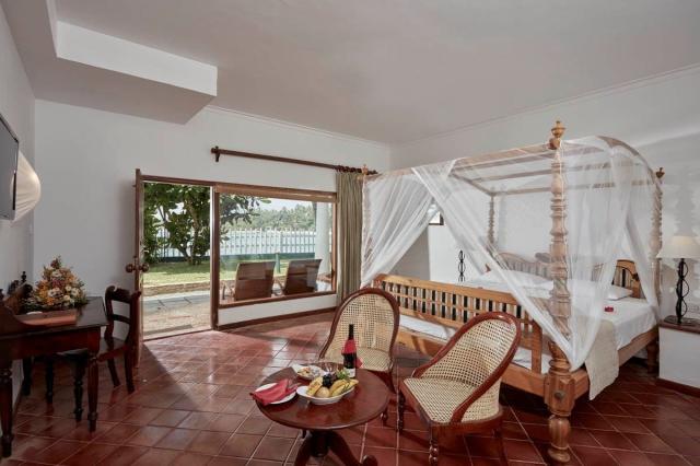 Hotel Dickwella Resort & Spa