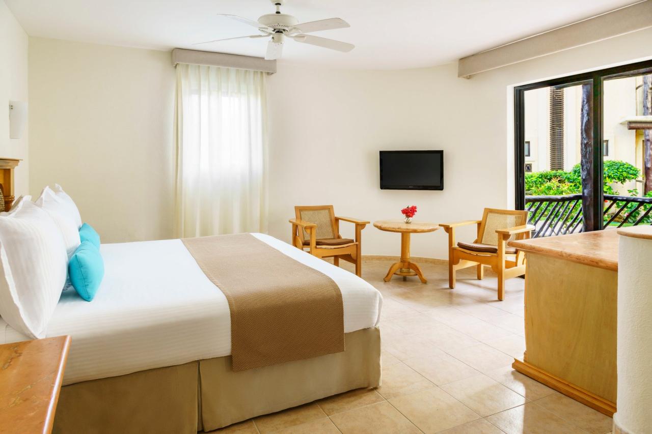 Hotel The Reef Playacar