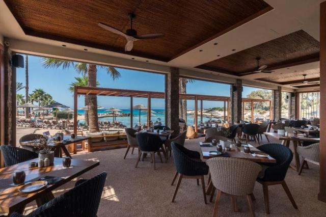Hotel Adams Beach