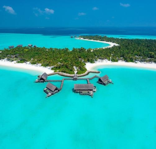 One and Only Reethi Rah