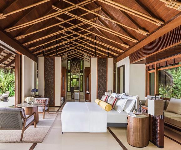 One and Only Reethi Rah