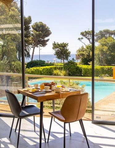 Hotel Luxotel, Cannes