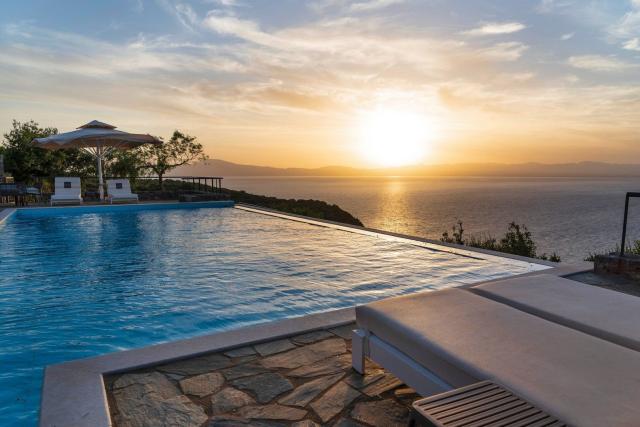 Hotel Searocks Exclusive Villas Resort