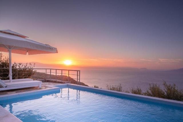 Hotel Searocks Exclusive Villas Resort