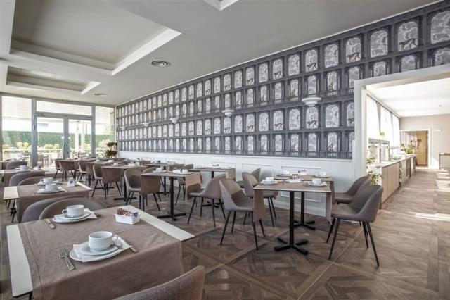 Hotel Bristol Buja