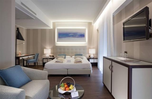 Hotel Bristol Buja