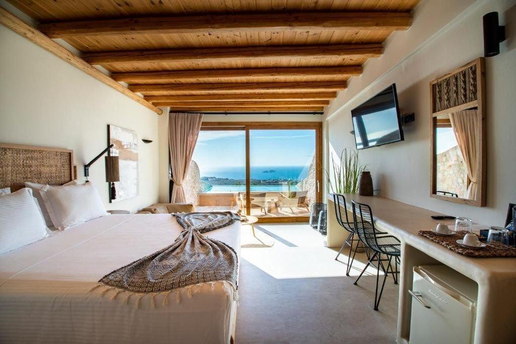 Hotel Mythic Paros