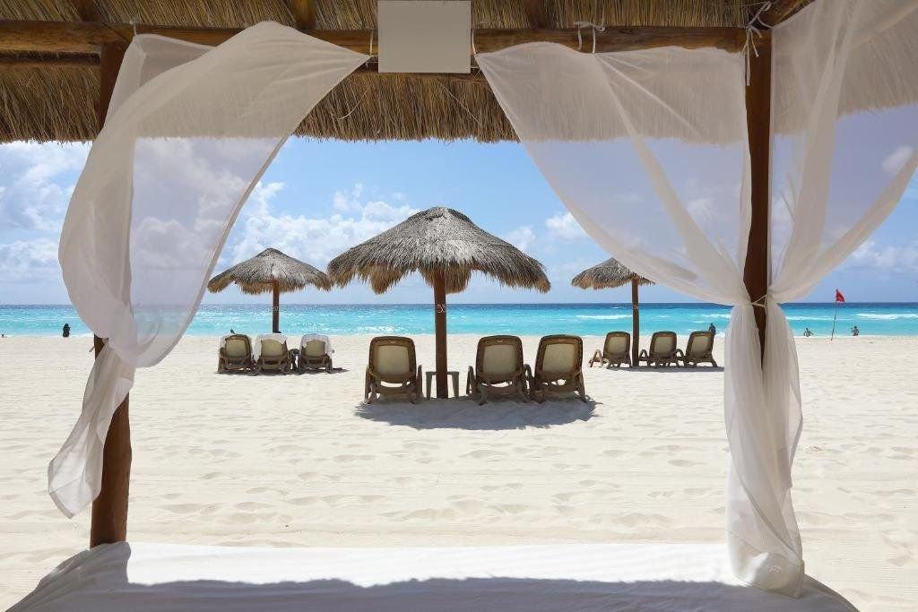 Hotel Emporio Cancun