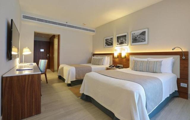Hotel Emporio Cancun