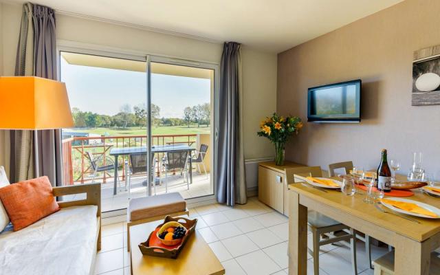Residence Cap Green
