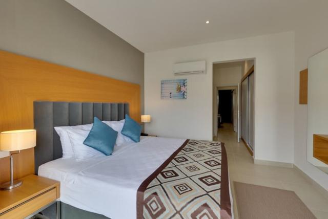 Ramada Hotel and Suites By Wyndham Kusadasi