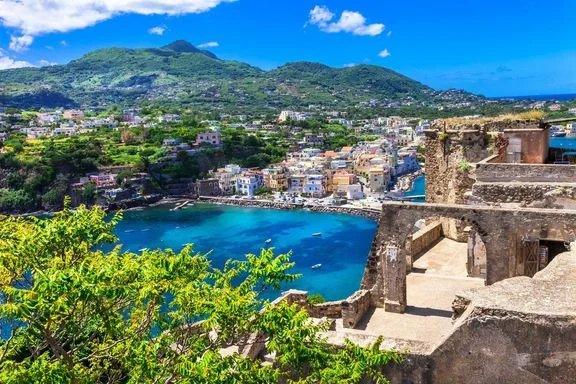 Ischia - ostrovní mozaika chutí a zážitků