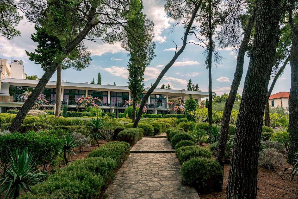Velaris Resort