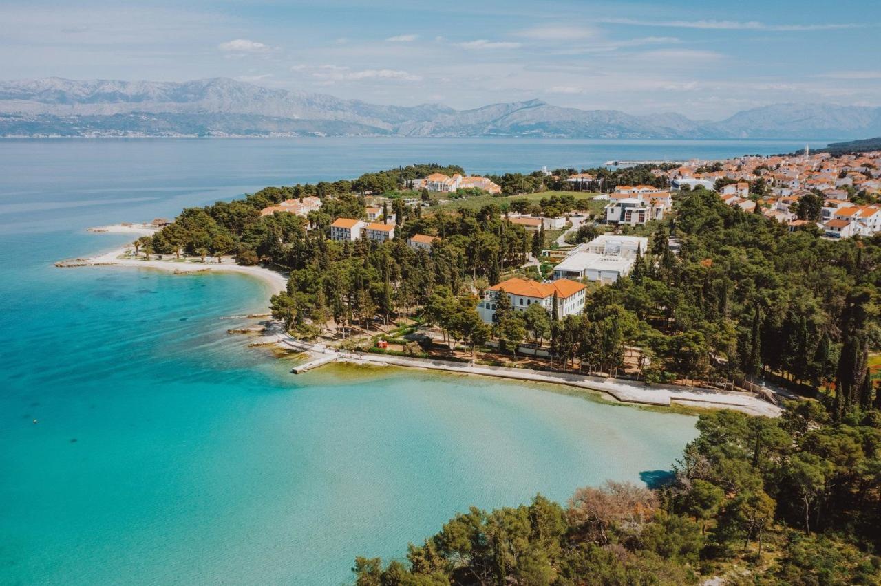 Velaris Resort