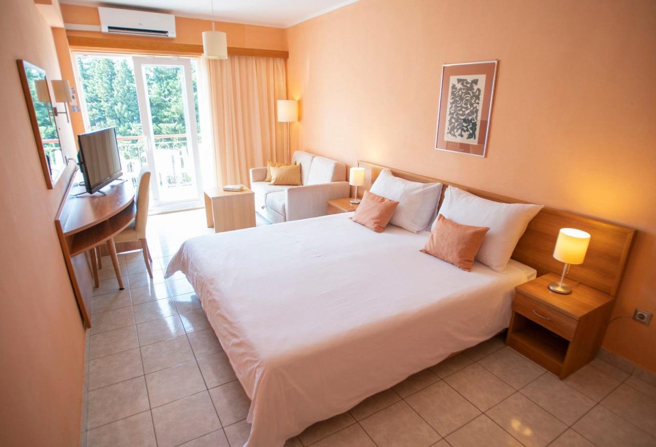 Velaris Resort