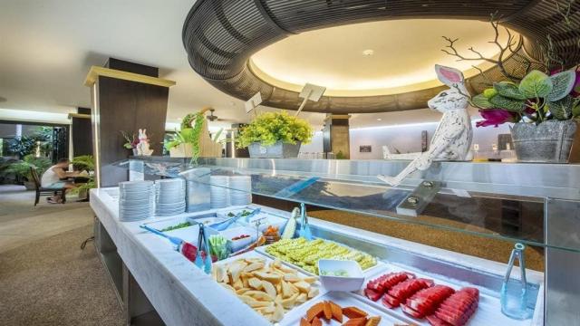 Hotel Chada Lanta Beach Resort & Spa