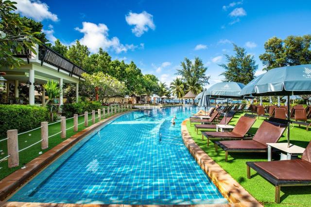 Hotel Chada Lanta Beach Resort & Spa