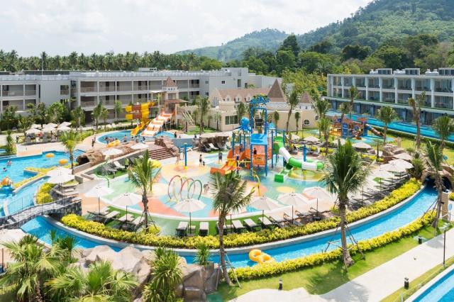 Hotel The Sands Khao Lak by Katathani