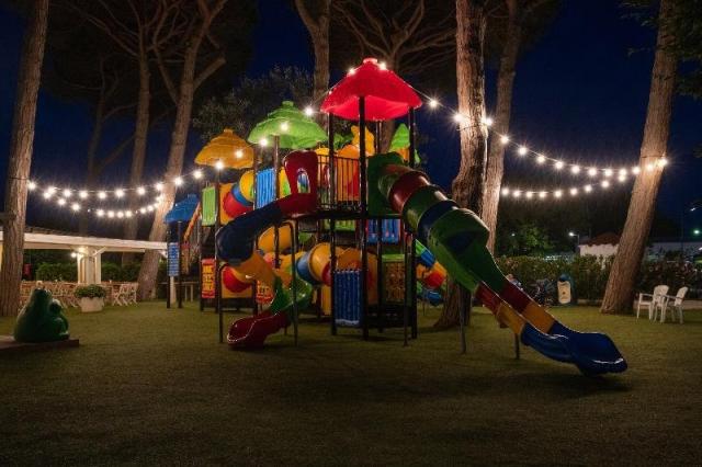 Camping Adriano Family Village