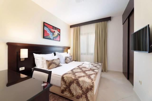 Blue Waves Resort