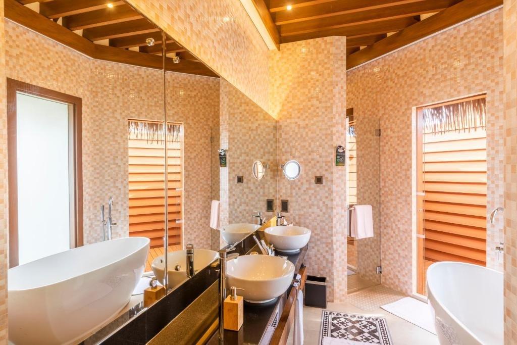 Mercure Maldives Kooddoo
