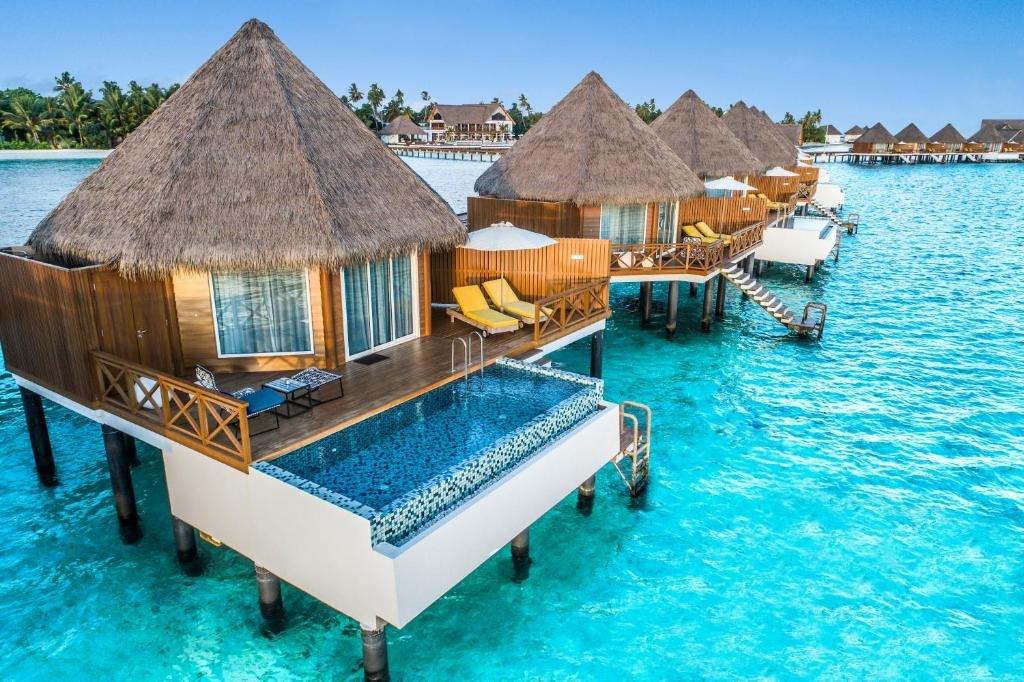 Mercure Maldives Kooddoo