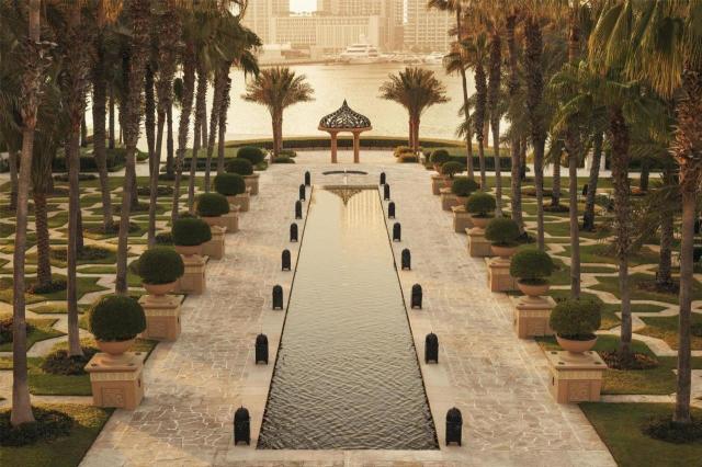 One and Only Royal Mirage