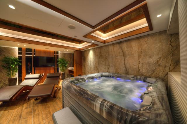 Sky hotel