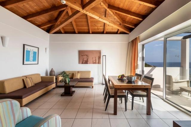 LOUIS Apostolata Island Resort