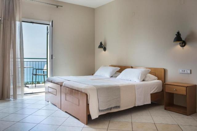 Hotel Antonia Lourdas