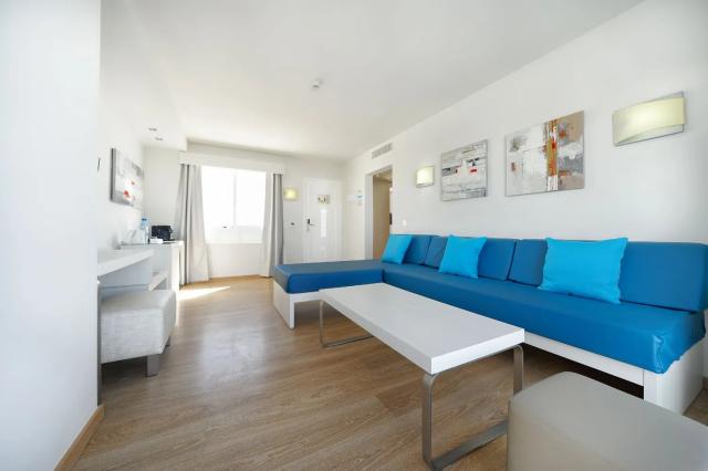 Hotel Aequora Lanzarote Suites