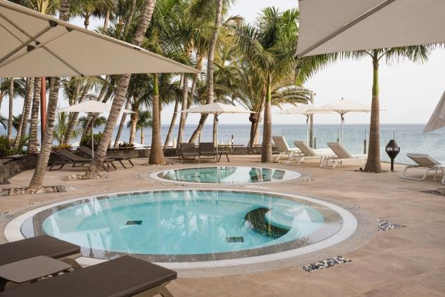Hotel Fariones