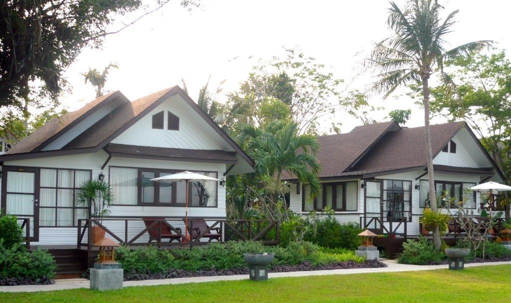 Coco Palm Beach Resort