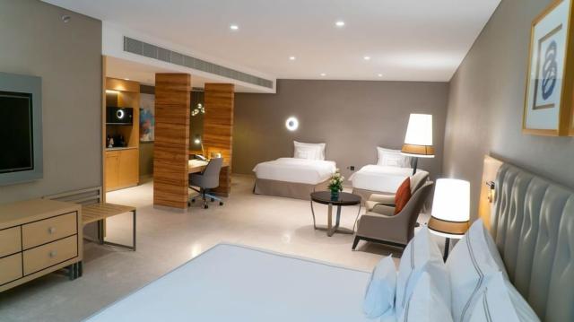 Grand Cosmopolitan Hotel