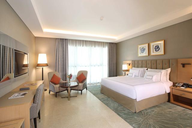 Grand Cosmopolitan Hotel