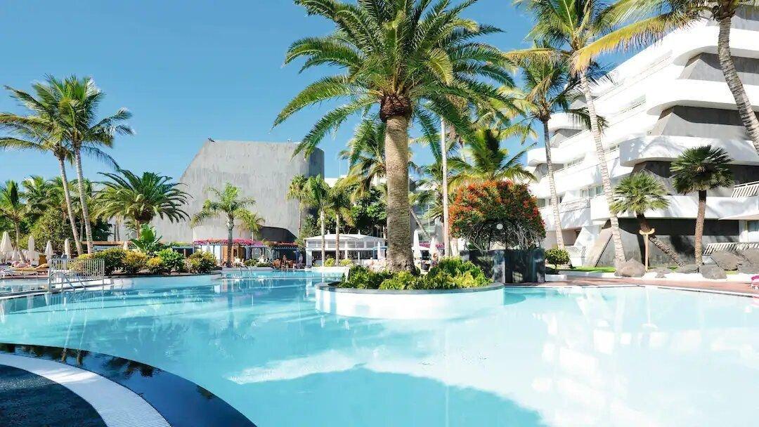 Suite hotel Fariones