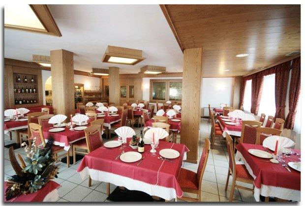 Hotel Canada Andalo