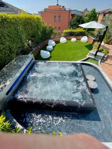 Admiral Hotel Villa Erme