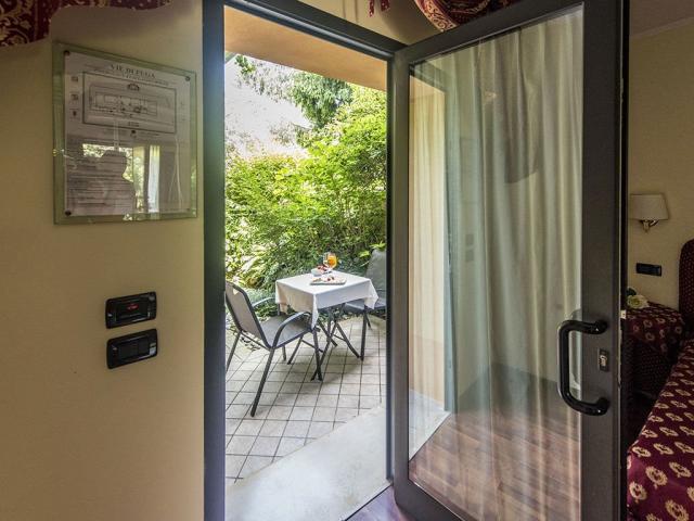Admiral Hotel Villa Erme