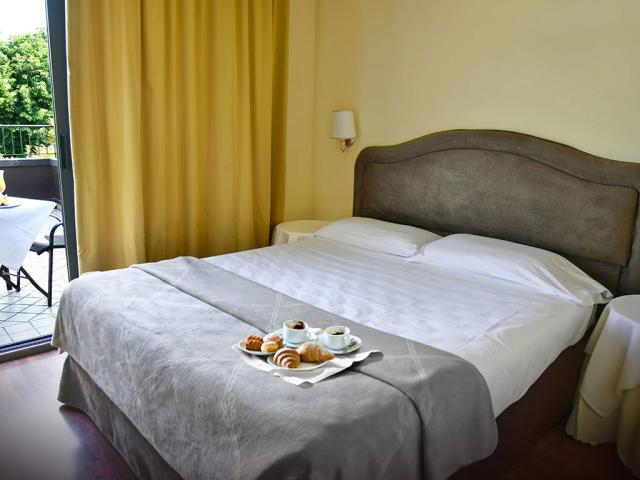 Admiral Hotel Villa Erme