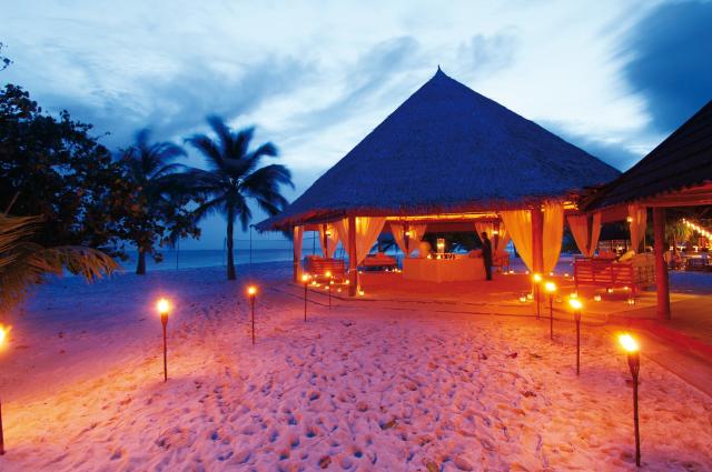 Diamonds Athuruga Beach & Water Villas