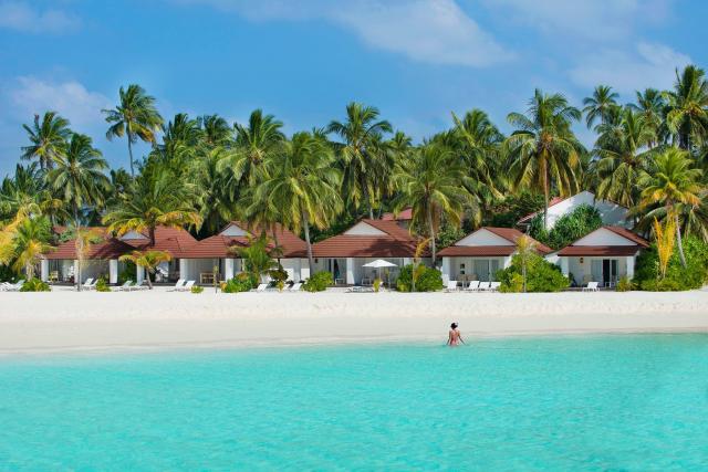 Diamonds Thudufushi Beach & Water Villas