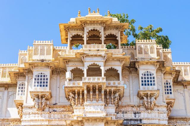 Legendárním vlakem Deccan Odyssey po Indii
