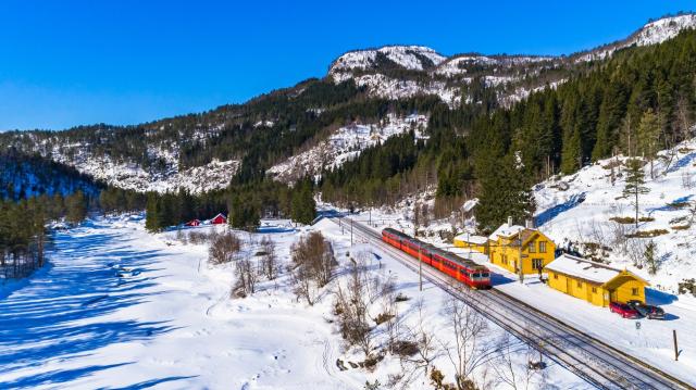 Zimní krajinou fjordů z Osla do Bergenu