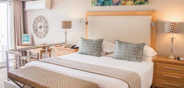 Hotel The Bay