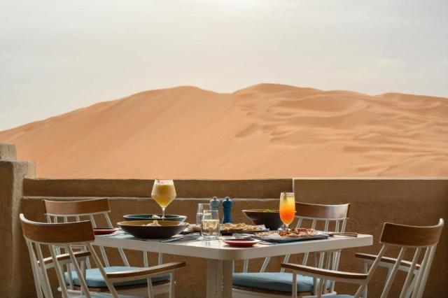 Qasr Al Sarab Desert Resort by Anantara