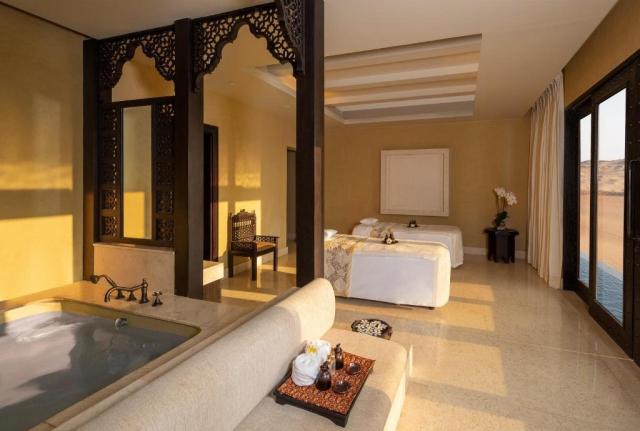 Qasr Al Sarab Desert Resort by Anantara